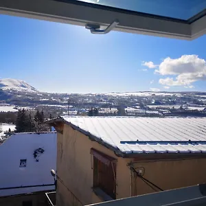 https://hotel-les-chenets.fr-provencehotel.com
