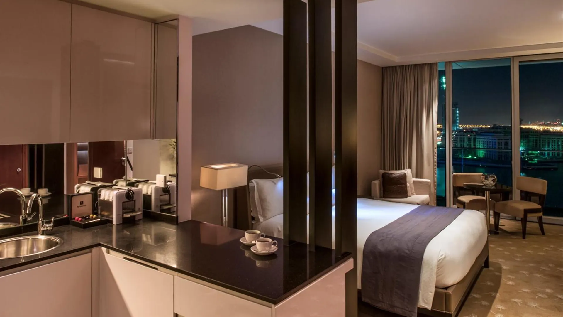 InterContinental Residencia Suite Dubai Festival City Emiratos Árabes Unidos