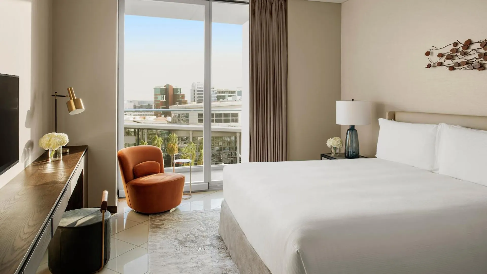 Intercontinental Residence Suites Dubai Festival City By Ihg 5*,