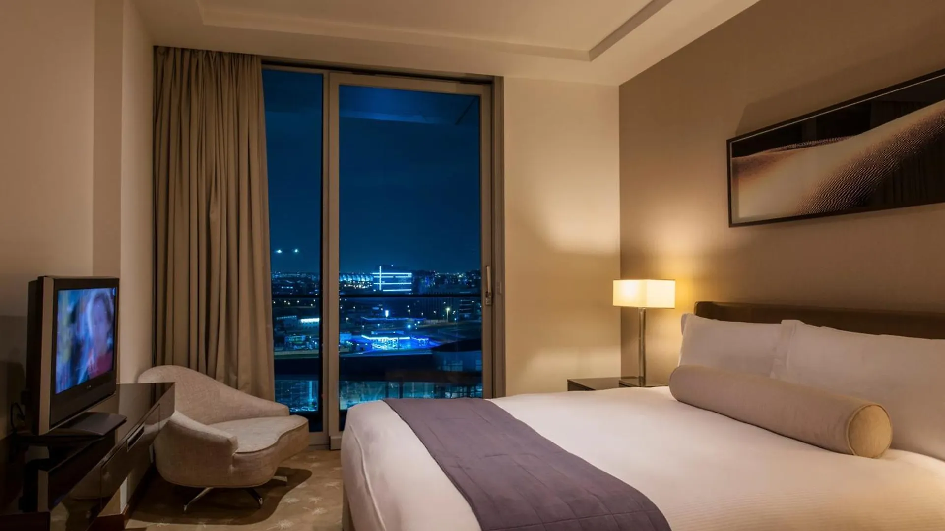 Intercontinental Residence Suites Dubai Festival City By Ihg Aparthotel